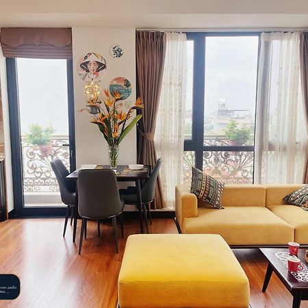 Home Suites -Natural Light -Projector -Spacious - 2Br Incenter Hanoi Exterior photo