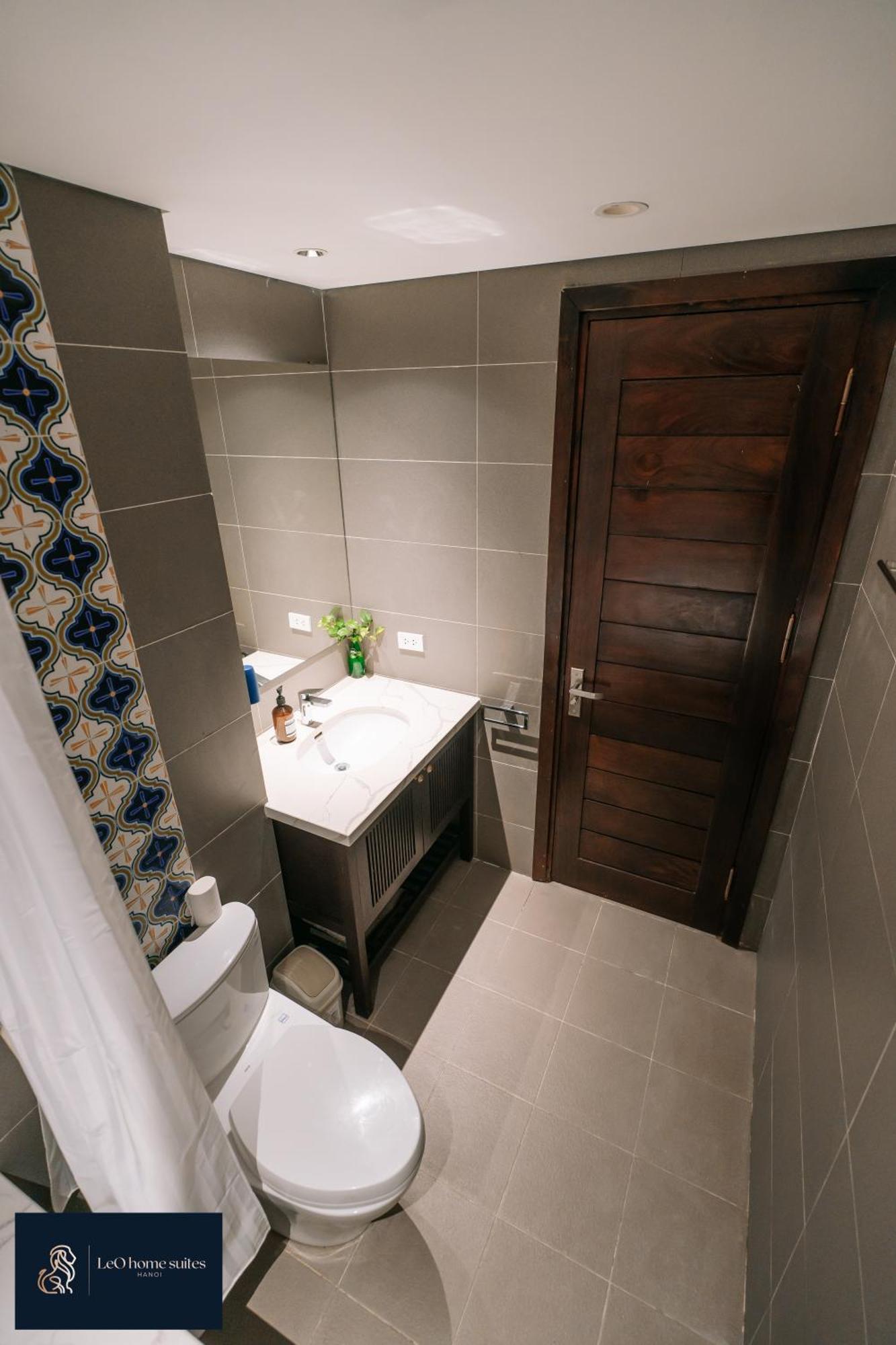 Home Suites -Natural Light -Projector -Spacious - 2Br Incenter Hanoi Exterior photo